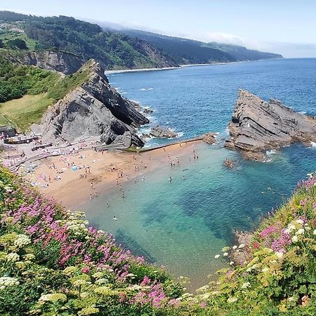 Kala Apartamentua Parking Gratuito Cercano Bermeo Exteriör bild