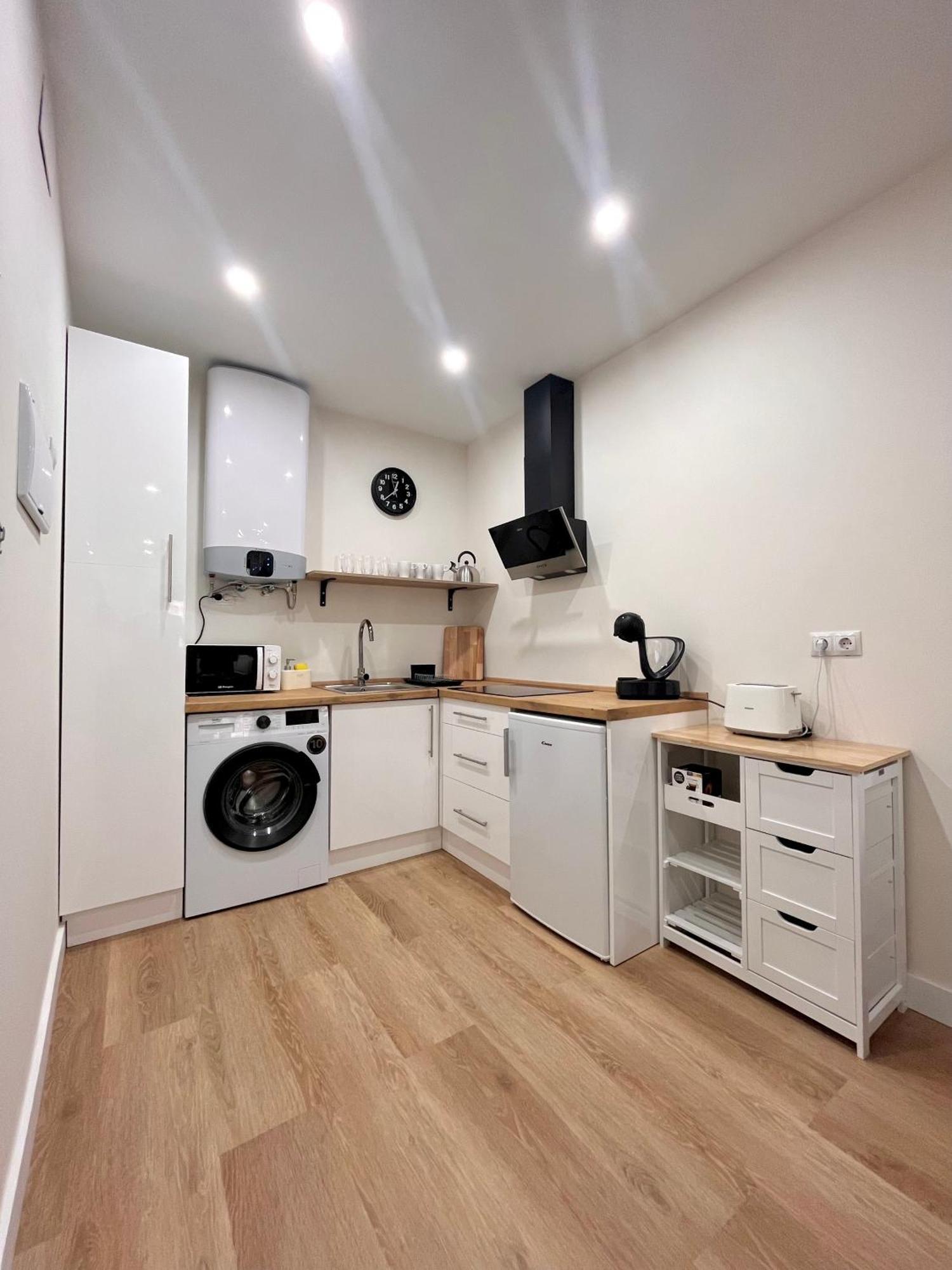 Kala Apartamentua Parking Gratuito Cercano Bermeo Exteriör bild